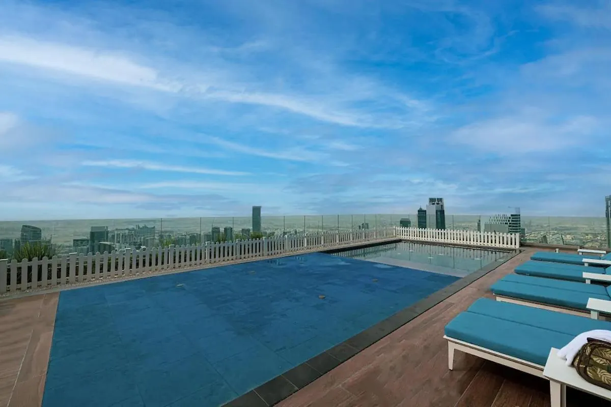 Appartamento Stunning Burj View - High Infinity Pool - Cozy 2Br Dubai