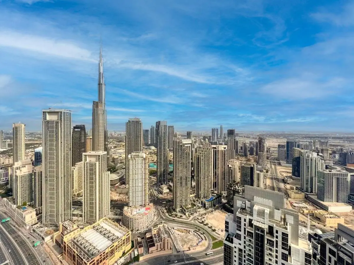 Appartamento Stunning Burj View - High Infinity Pool - Cozy 2Br Dubai Emirati Arabi Uniti