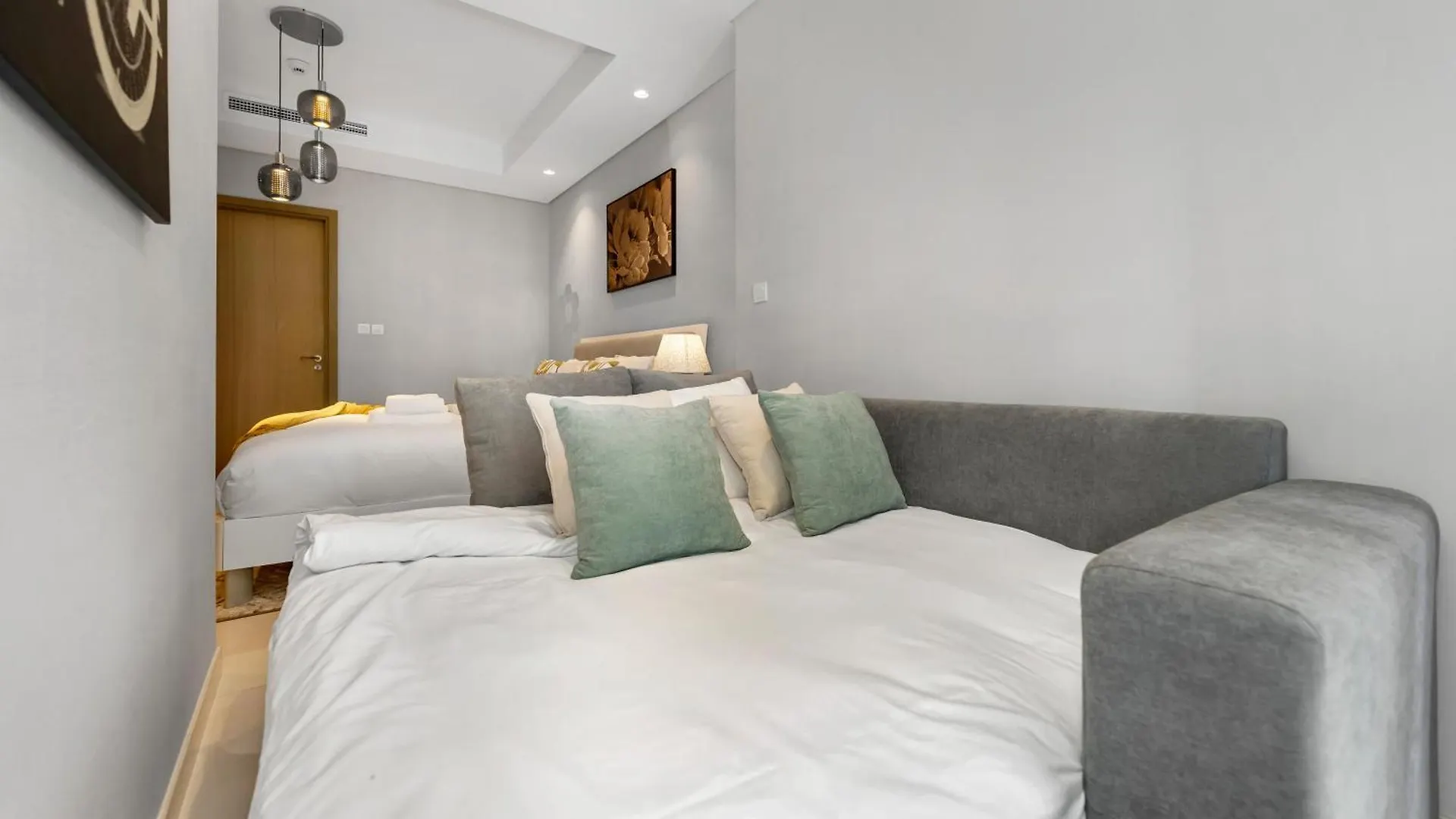 Apartmán Stunning Burj View - High Infinity Pool - Cozy 2Br Dubaj