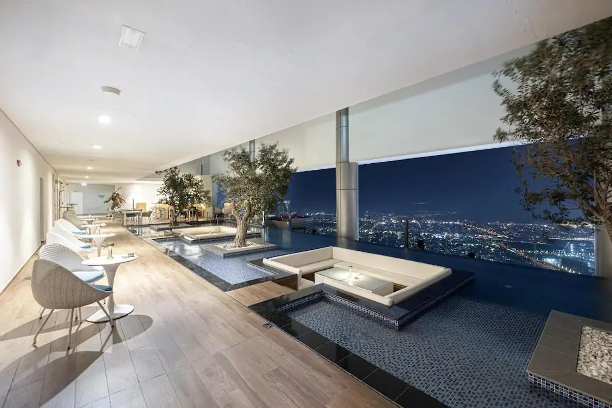 Stunning Burj View - High Infinity Pool - Cozy 2Br Apartment Dubai 0*,  United Arab Emirates