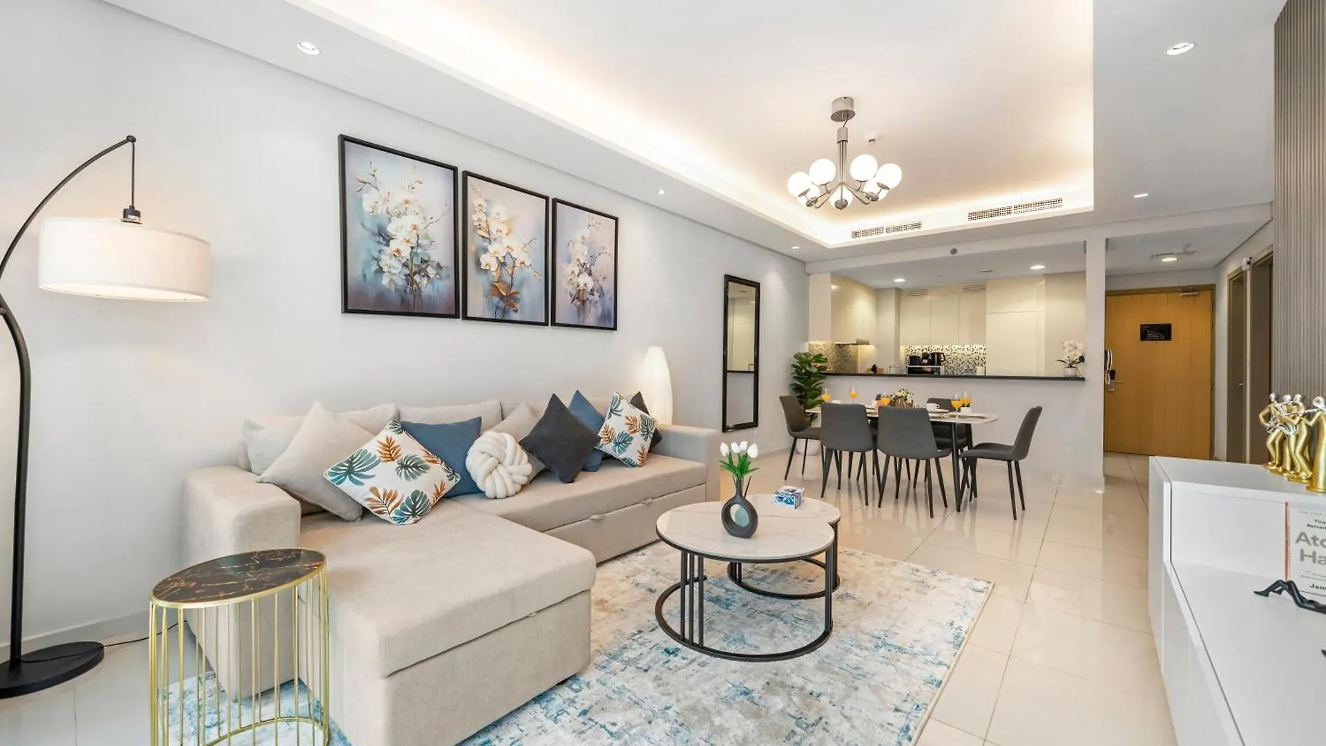 Stunning Burj View - High Infinity Pool - Cozy 2Br Apartment Dubai United Arab Emirates